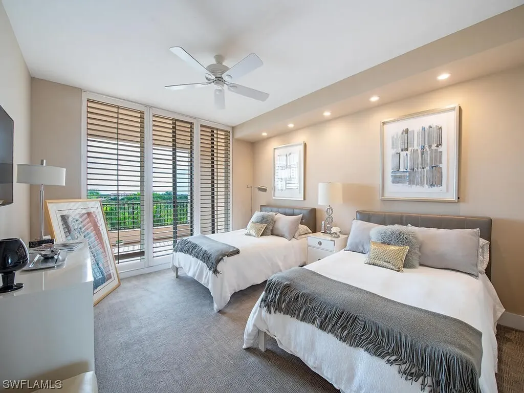 7575 Pelican Bay Boulevard Naples FL 34108