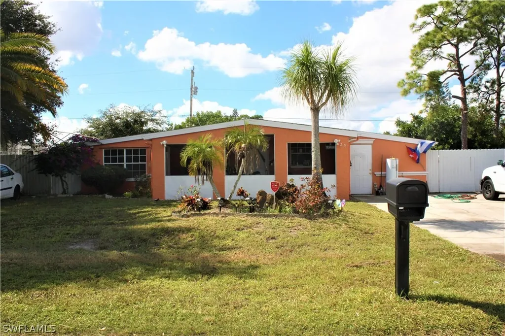 125 Apache Street Lehigh Acres FL 33936