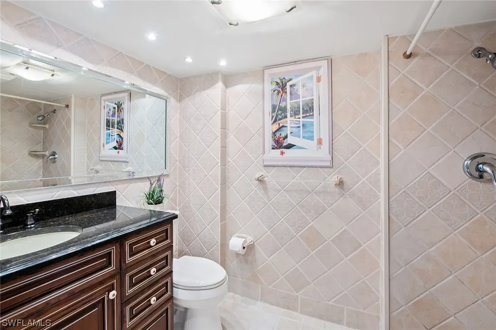 2170 Gulf Shore Boulevard N Naples FL 34102