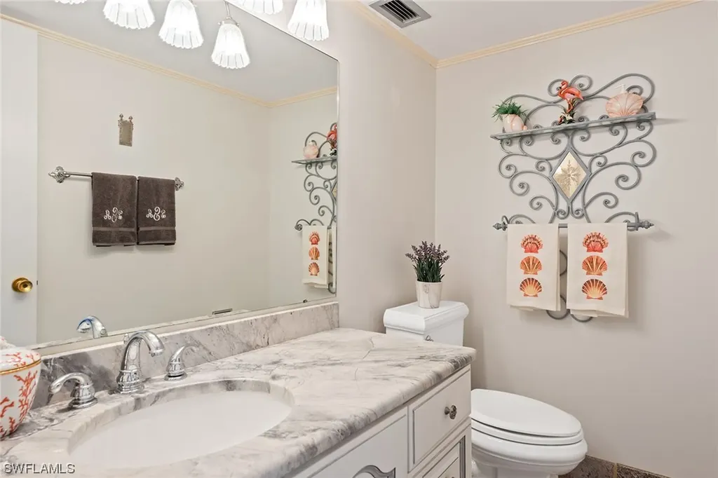 2170 Gulf Shore Boulevard N Naples FL 34102