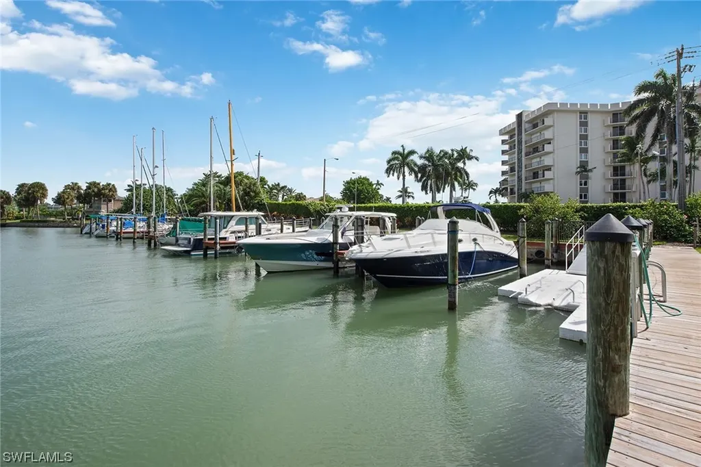 2170 Gulf Shore Boulevard N Naples FL 34102