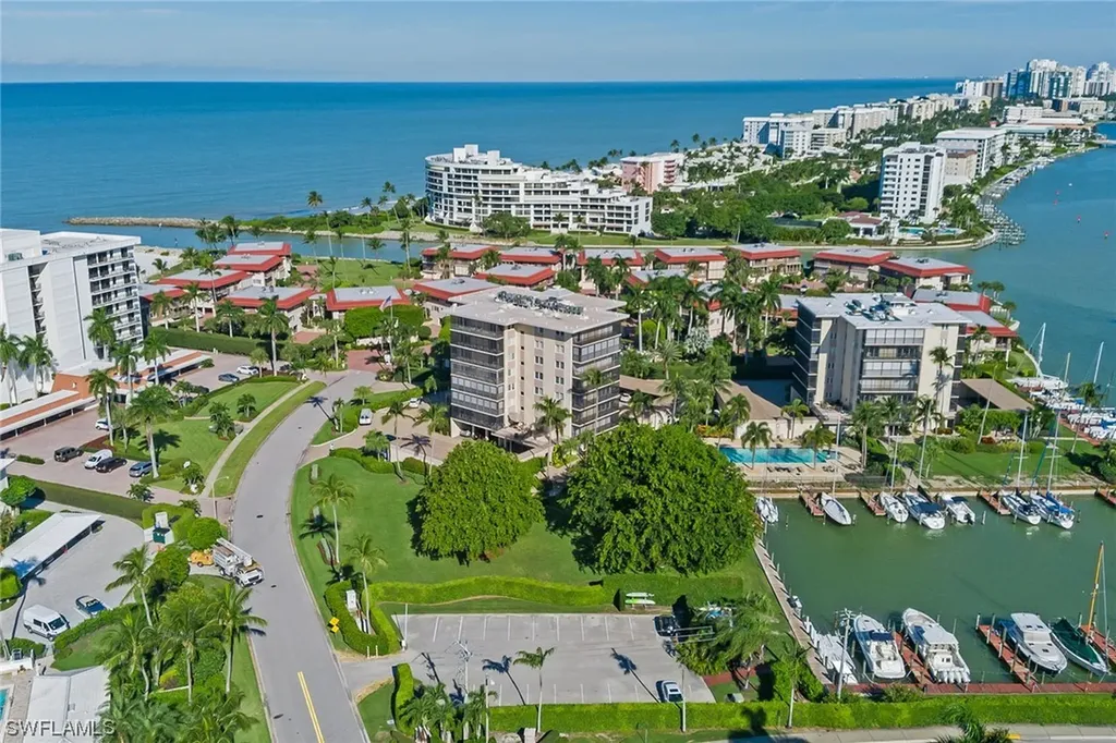2170 Gulf Shore Boulevard N Naples FL 34102