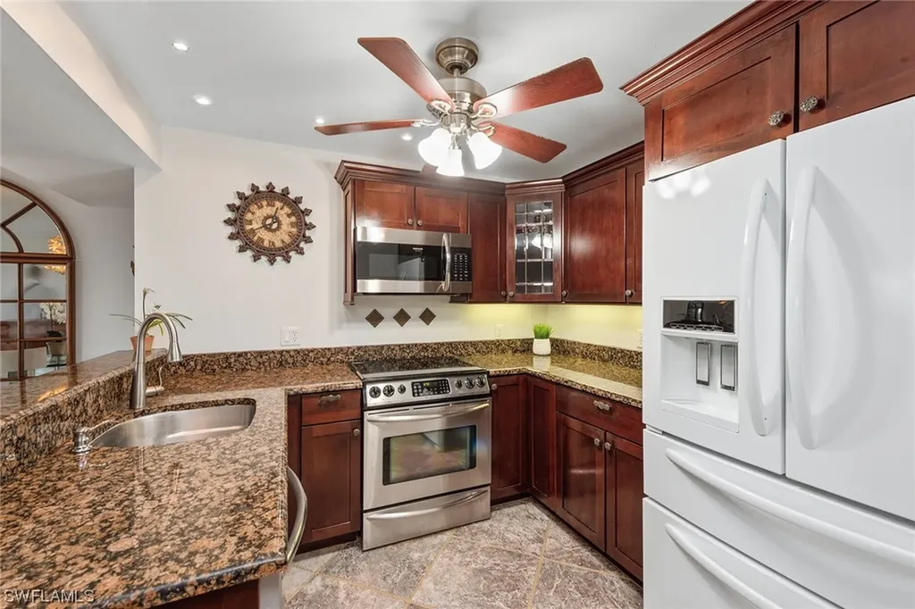 2170 Gulf Shore Boulevard N Naples FL 34102