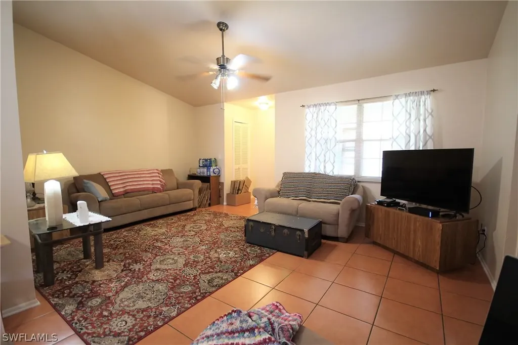 4115/4119 SW Santa Barbara Place Cape Coral FL 33914
