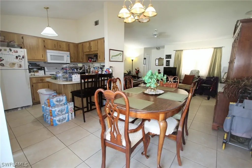 4115/4119 SW Santa Barbara Place Cape Coral FL 33914