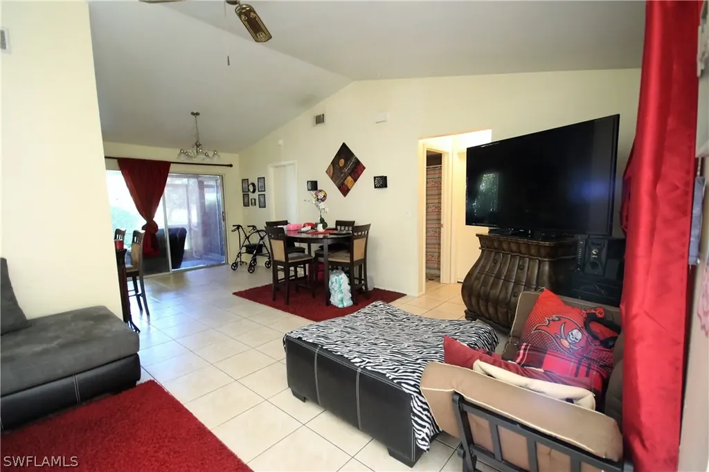 4115/4119 SW Santa Barbara Place Cape Coral FL 33914