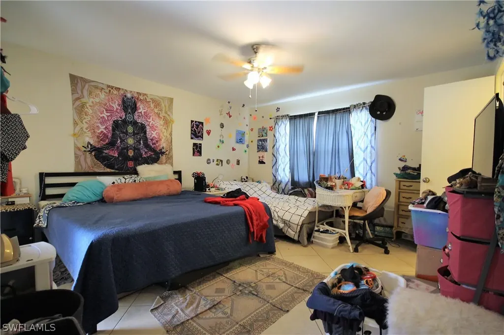 4115/4119 SW Santa Barbara Place Cape Coral FL 33914