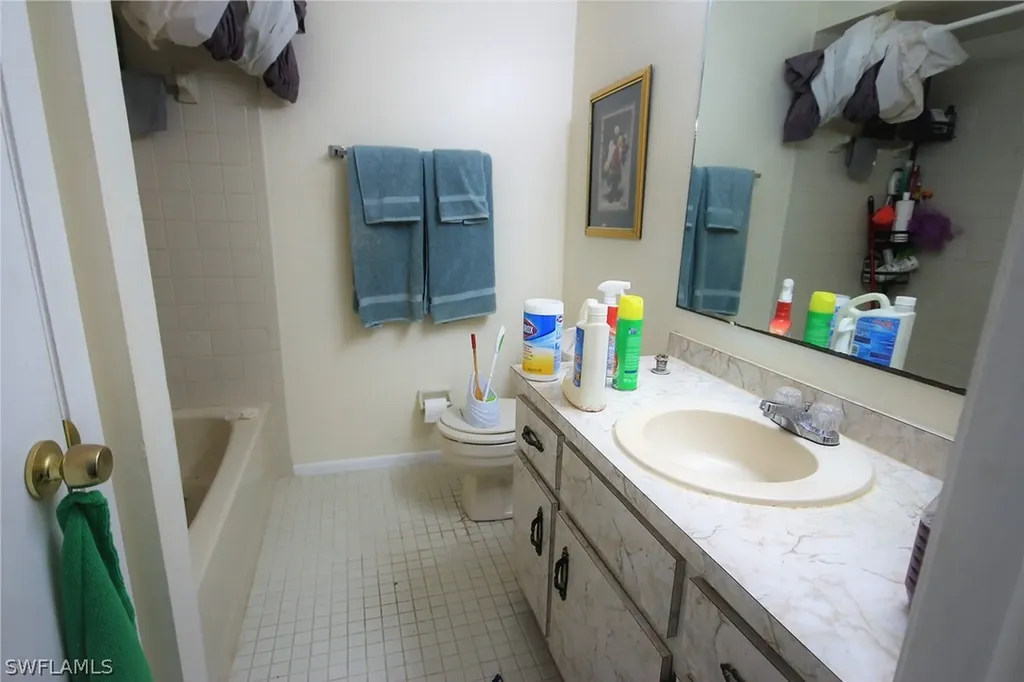 4115/4119 SW Santa Barbara Place Cape Coral FL 33914