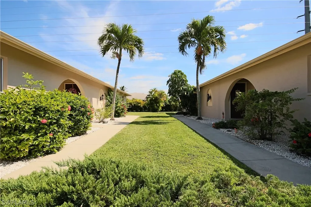 4115/4119 SW Santa Barbara Place Cape Coral FL 33914