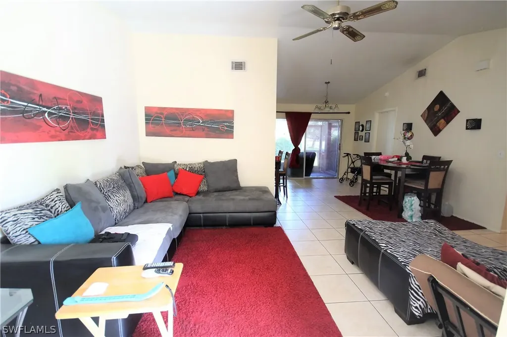 4115/4119 SW Santa Barbara Place Cape Coral FL 33914
