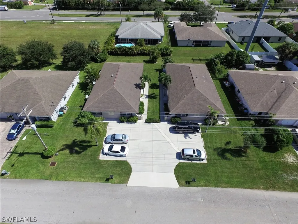4115/4119 SW Santa Barbara Place Cape Coral FL 33914