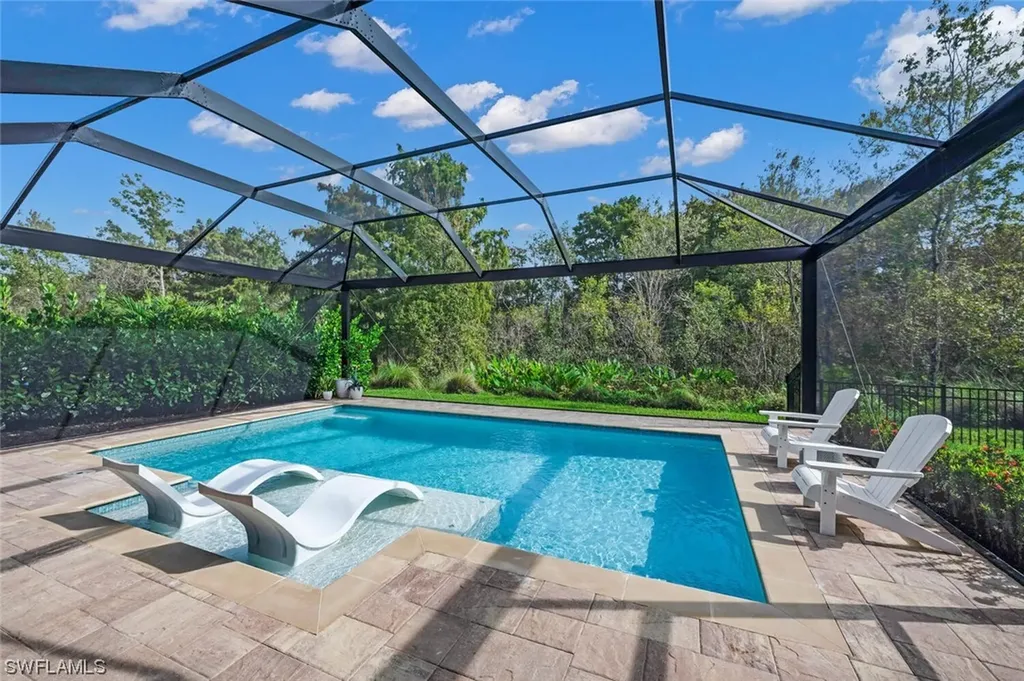 3821 Helmsman Drive Naples FL 34120