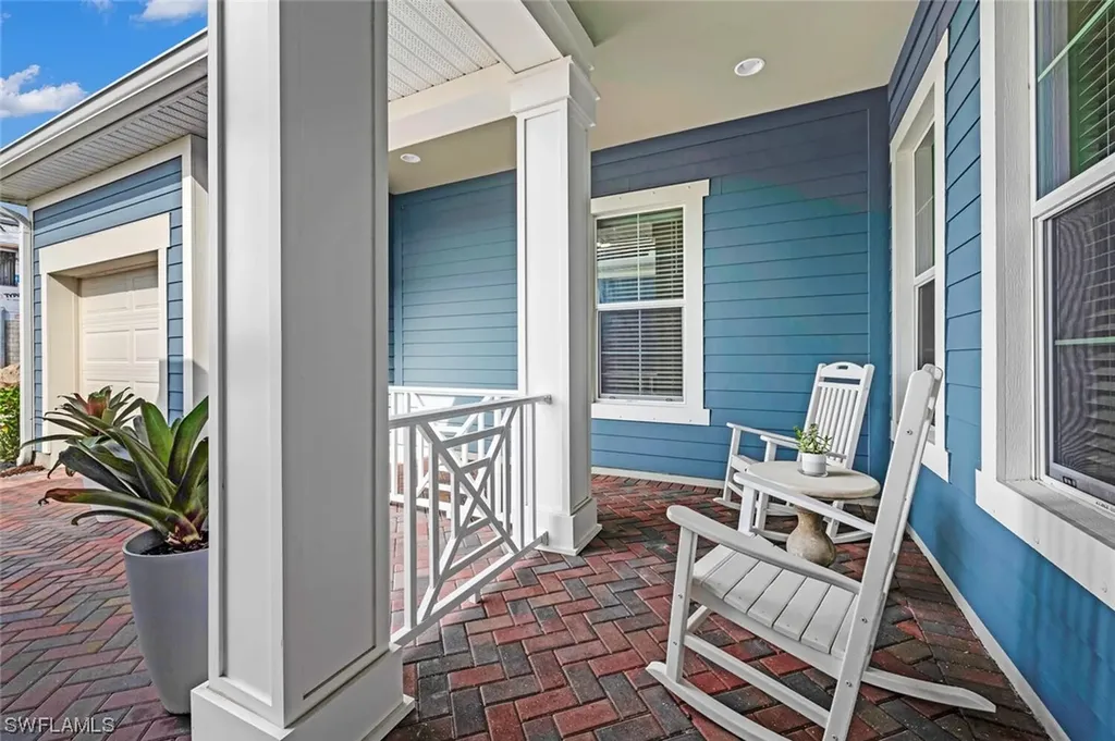 3821 Helmsman Drive Naples FL 34120