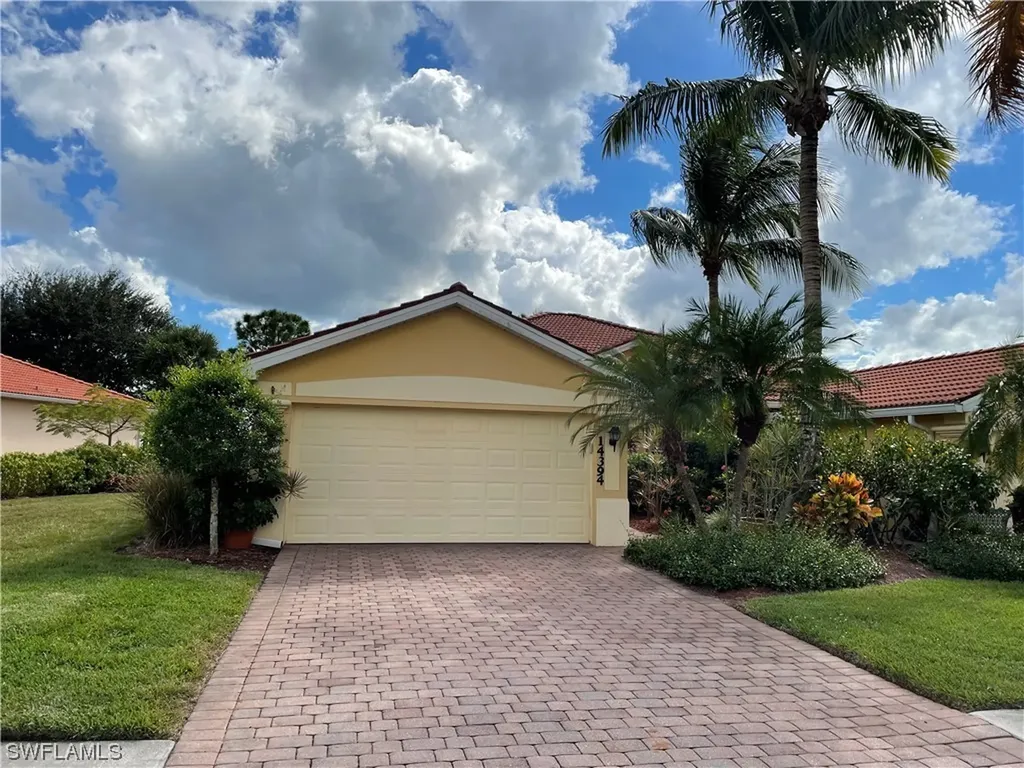 14394 Manchester Drive Naples FL 34114