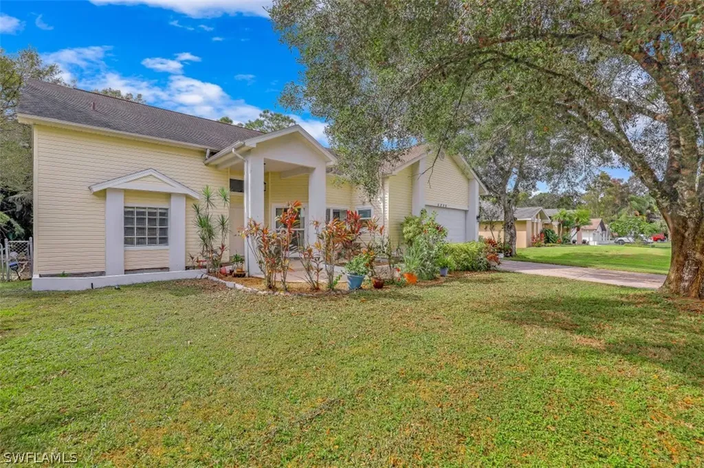 6888 Garland Street Fort Myers FL 33966