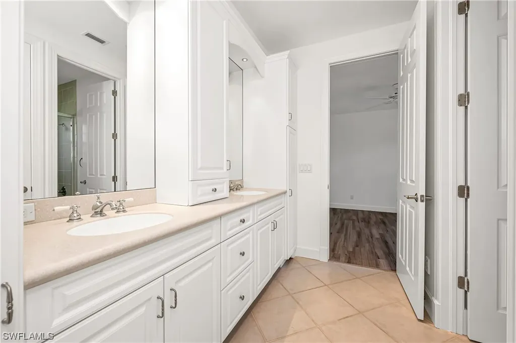 402 Rosemeade Lane Naples FL 34105