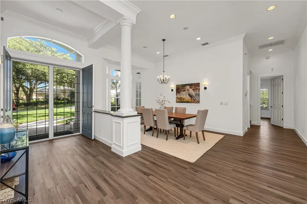402 Rosemeade Lane Naples FL 34105