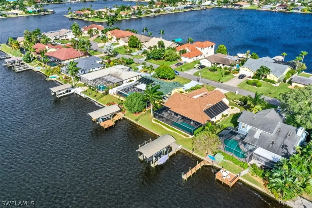 5028 SW 5th Place Cape Coral FL 33914
