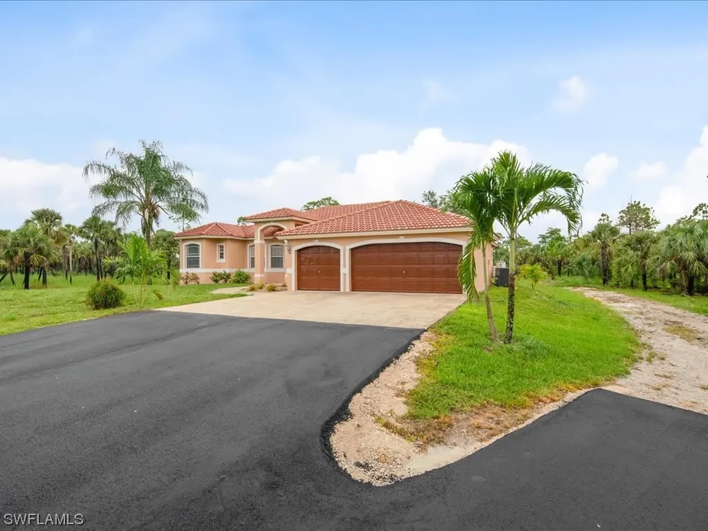 2060 Everglades Boulevard S Naples FL 34117