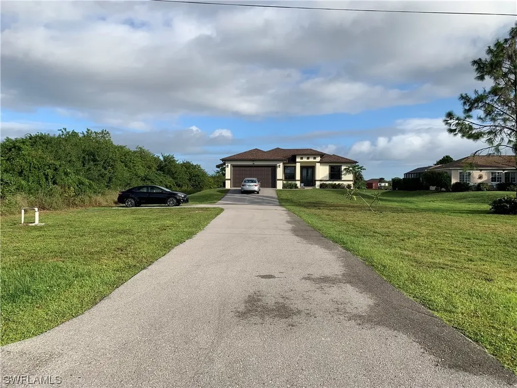 4173 20th Avenue NE Naples FL 34120