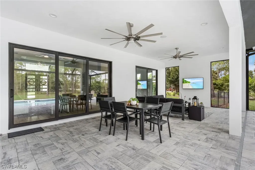 2088 Oakes Boulevard Naples FL 34119