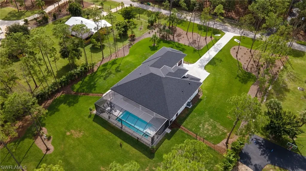 2088 Oakes Boulevard Naples FL 34119