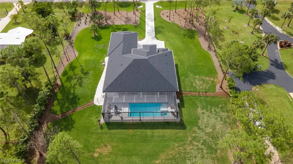 2088 Oakes Boulevard Naples FL 34119