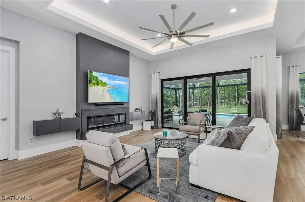 2088 Oakes Boulevard Naples FL 34119