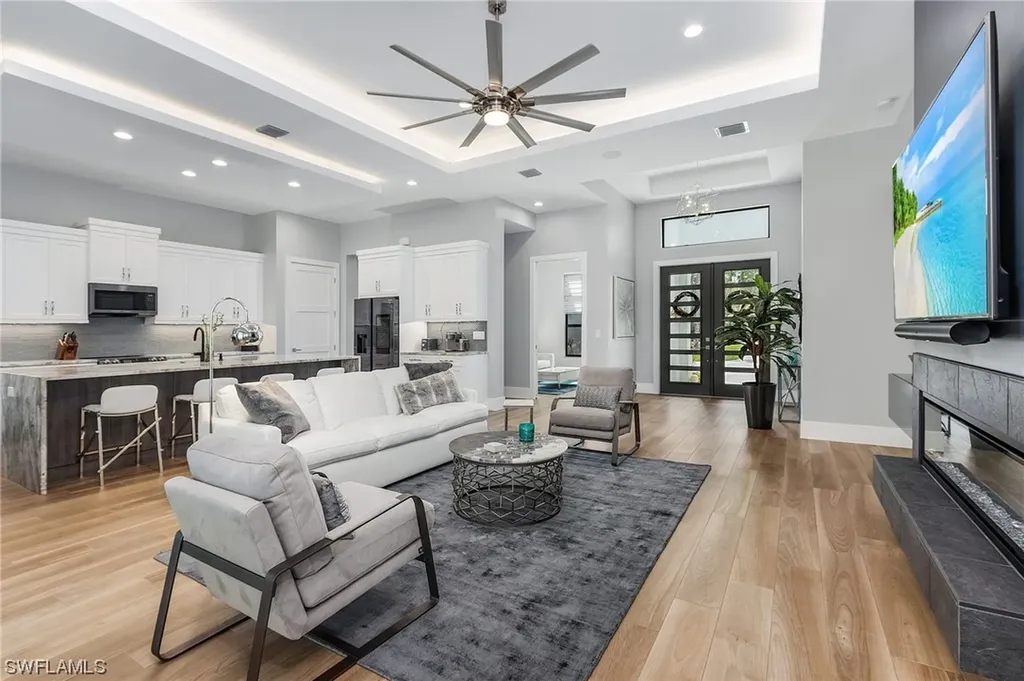 2088 Oakes Boulevard Naples FL 34119