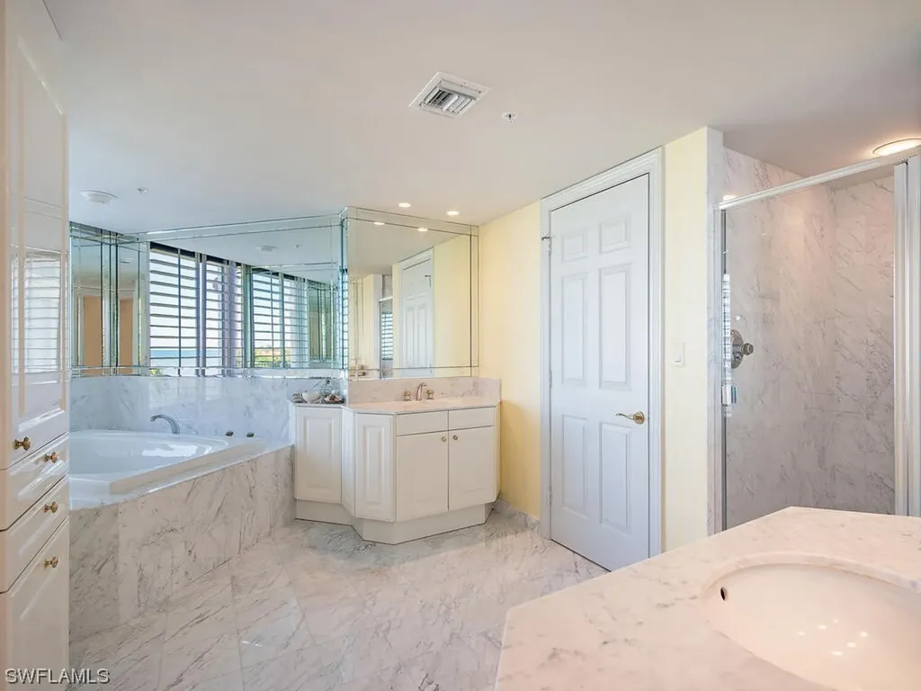 4021 Gulf Shore Boulevard N Naples FL 34103