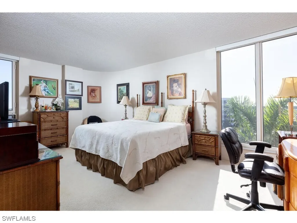 3215 Gulf Shore Boulevard N Naples FL 34103