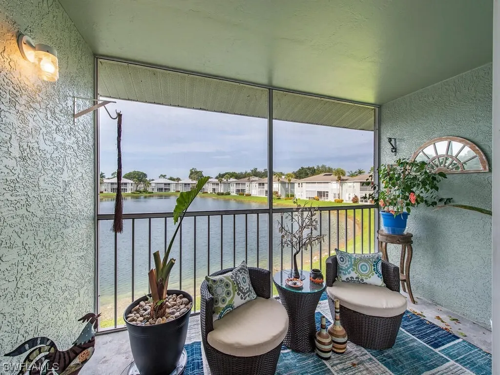 895 New Waterford Drive Naples FL 34104