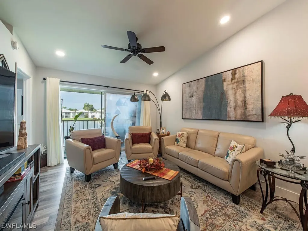 895 New Waterford Drive Naples FL 34104