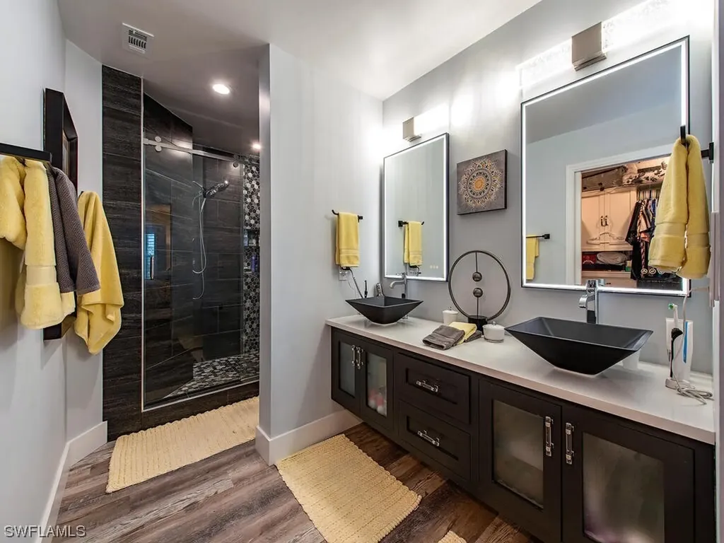 895 New Waterford Drive Naples FL 34104