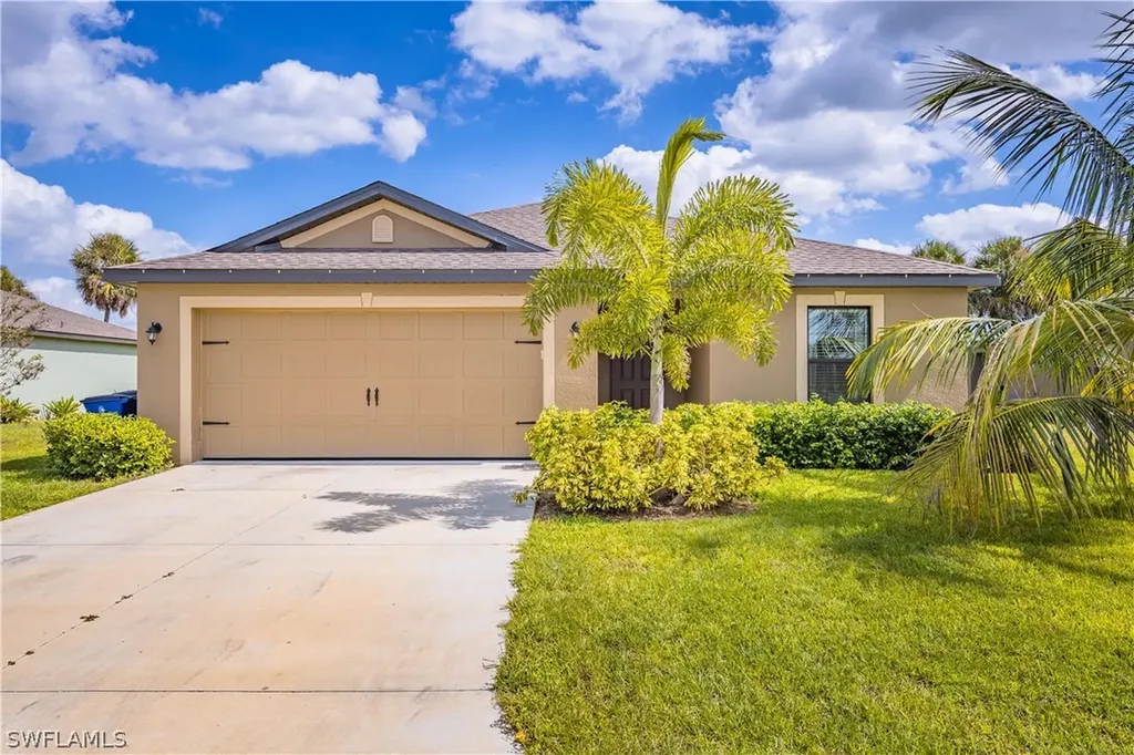 129 Shadow Lakes Drive Lehigh Acres FL 33974