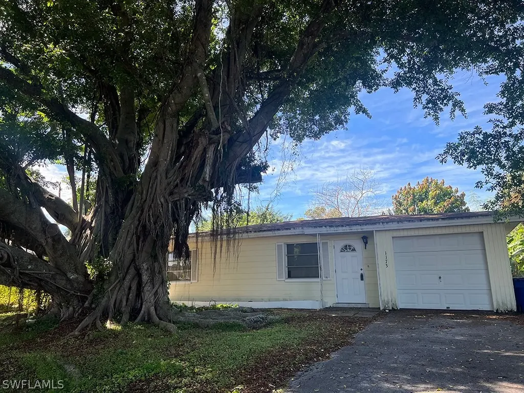 1173 Biscayne Drive Cape Coral FL 33909