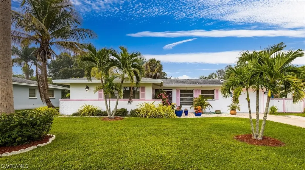 1039 El Mar Avenue Fort Myers FL 33919
