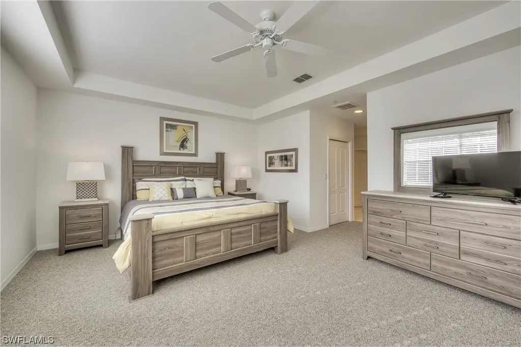 2140 Aberdeen Lane Naples FL 34109