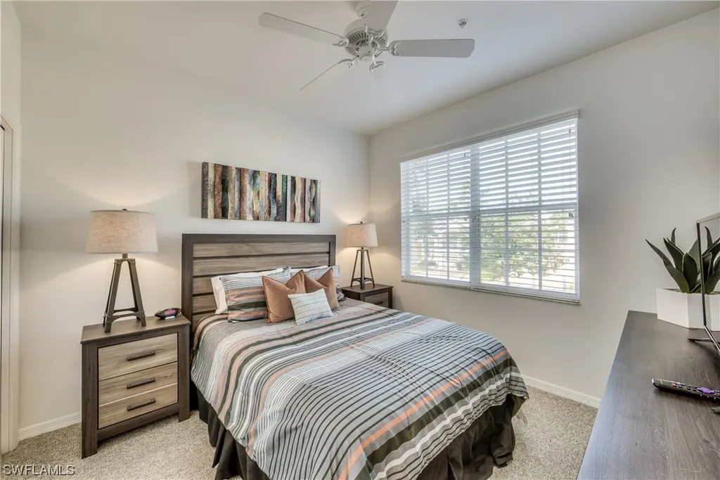 2140 Aberdeen Lane Naples FL 34109