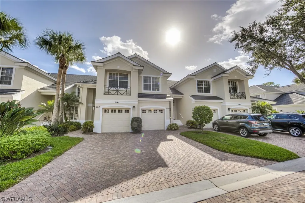 2140 Aberdeen Lane Naples FL 34109