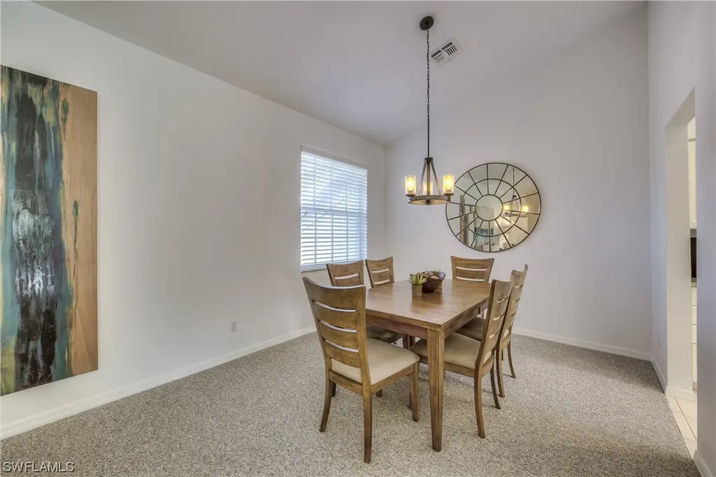 2140 Aberdeen Lane Naples FL 34109