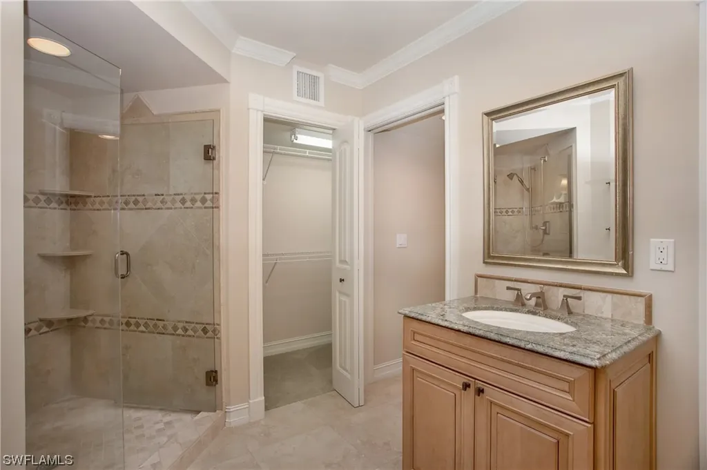 3137 Carriage Circle Naples FL 34105