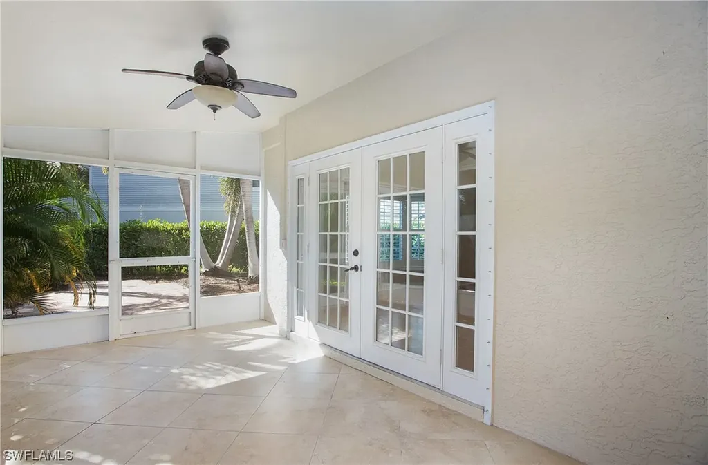 3137 Carriage Circle Naples FL 34105