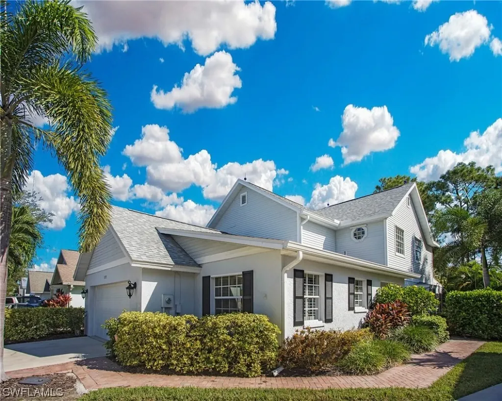 3137 Carriage Circle Naples FL 34105