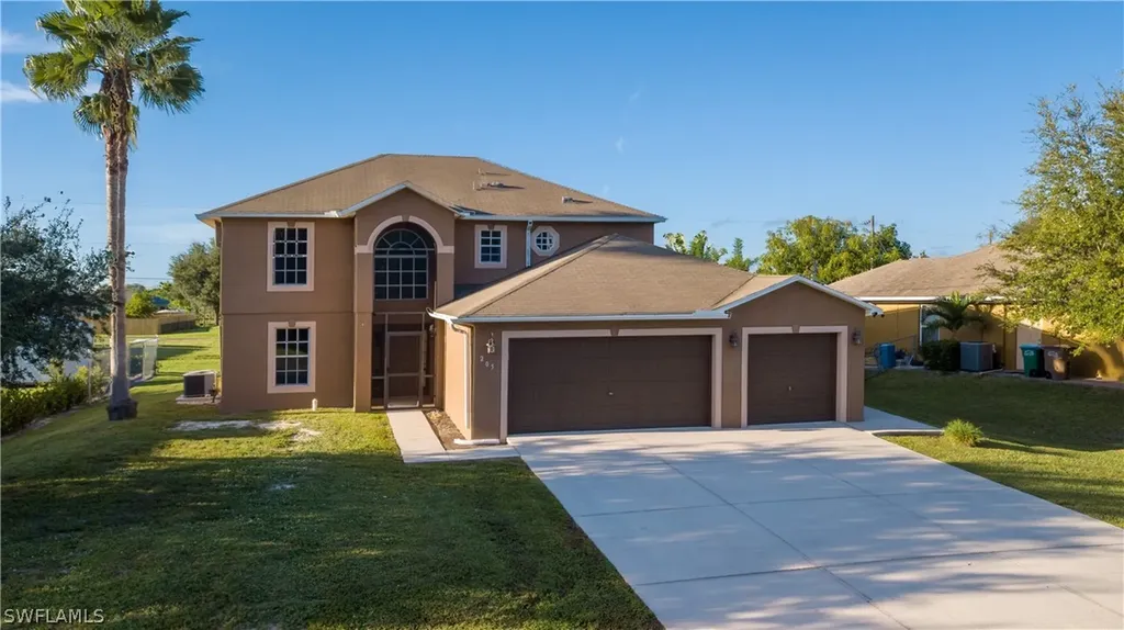 205 NW 1st Street Cape Coral FL 33993