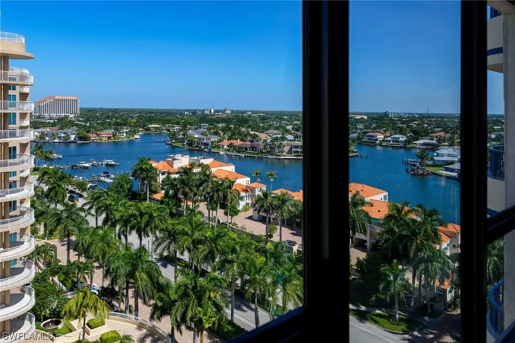 4451 Gulf Shore Boulevard N Naples FL 34103