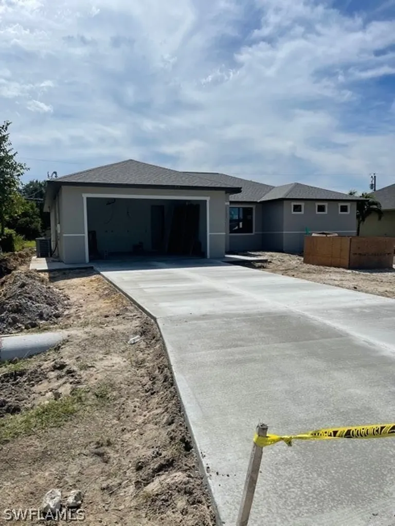 1132 SW 41st Terrace Cape Coral FL 33914