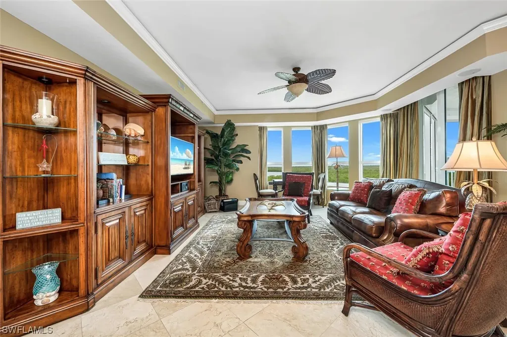 285 Grande Way Naples FL 34110