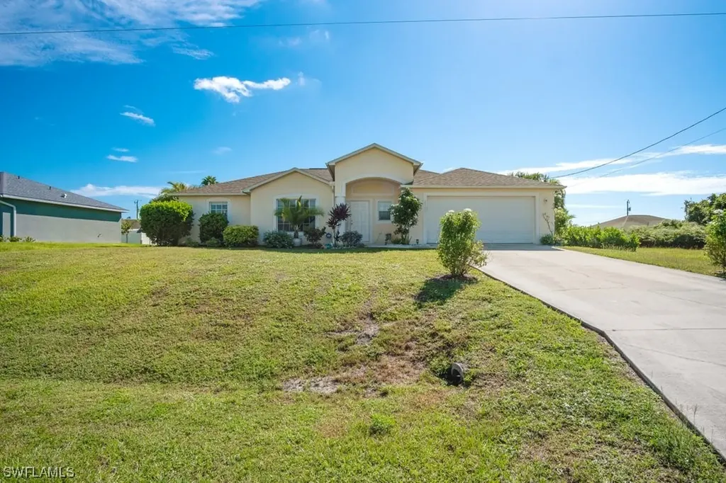 2709 NW 3rd Avenue Cape Coral FL 33993