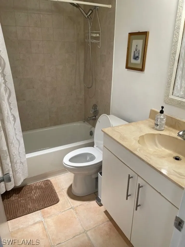 4610 Chantelle Drive Naples FL 34112